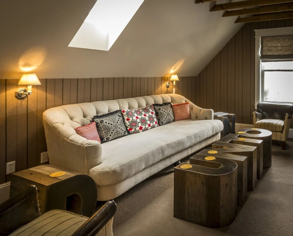 Dunton Town House Hotel