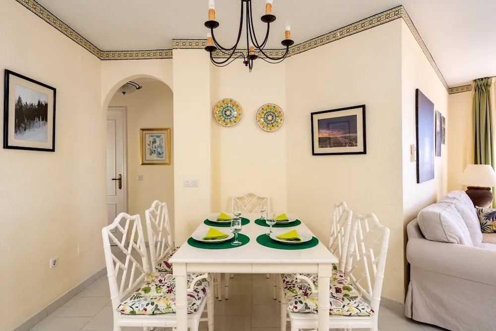 Delightful Penthouse with Sea View in Club Caronte Ref 123