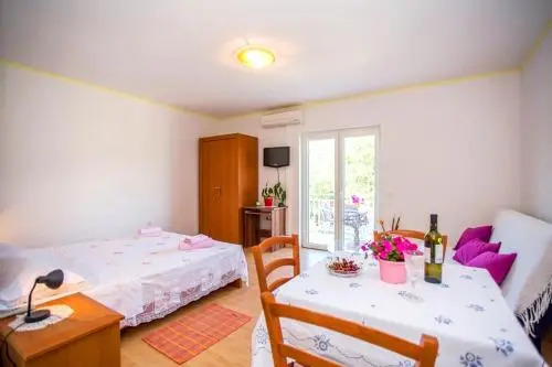 Apartment Varezic