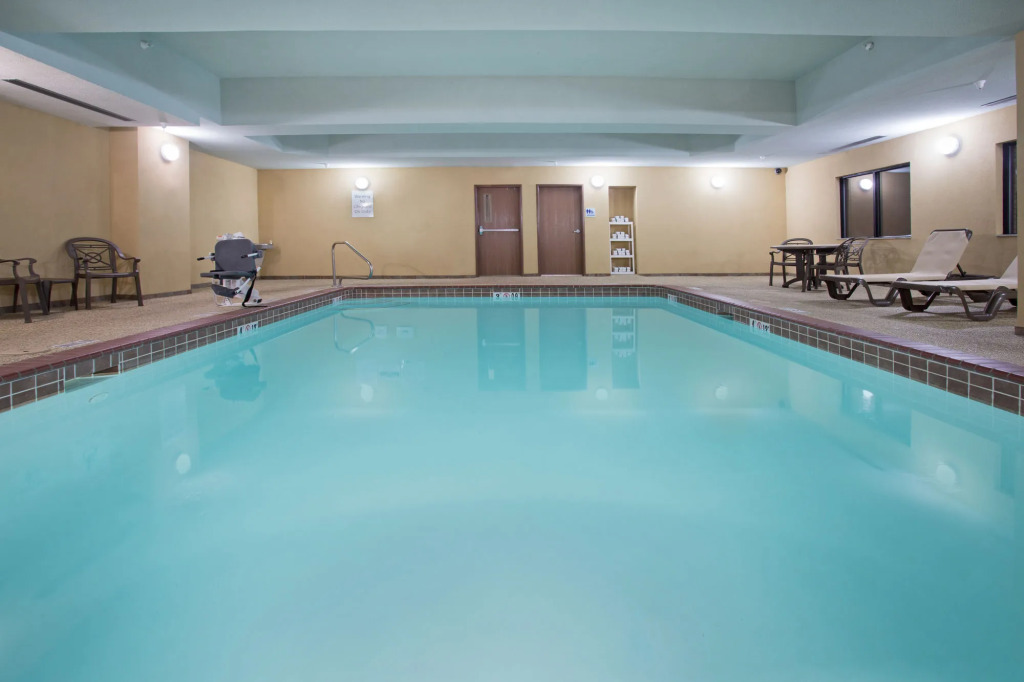 Holiday Inn Express Hotel & Suites Las Vegas NM by IHG
