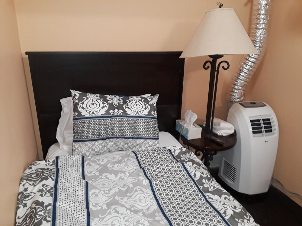 Sharif's Bed & Breakfast