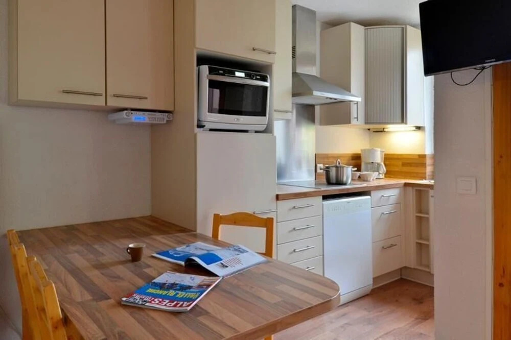 Belle Plagne Divisible Studio on Slopes for 4 People of 28 mÂ² Pds328