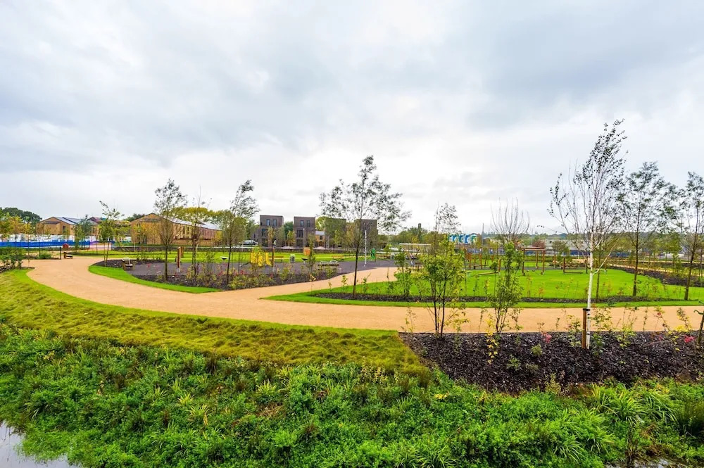 Stunning 3-bed House in Salford