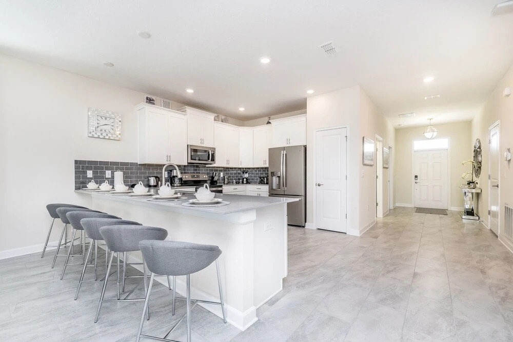 1662 Moonvalley Drive