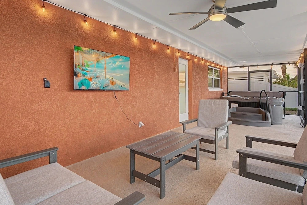 Dolphin Whispers - 1018 Silver Palm Way 3 Bedroom Home