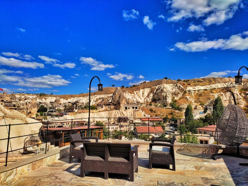 Medusa Cave Hotel