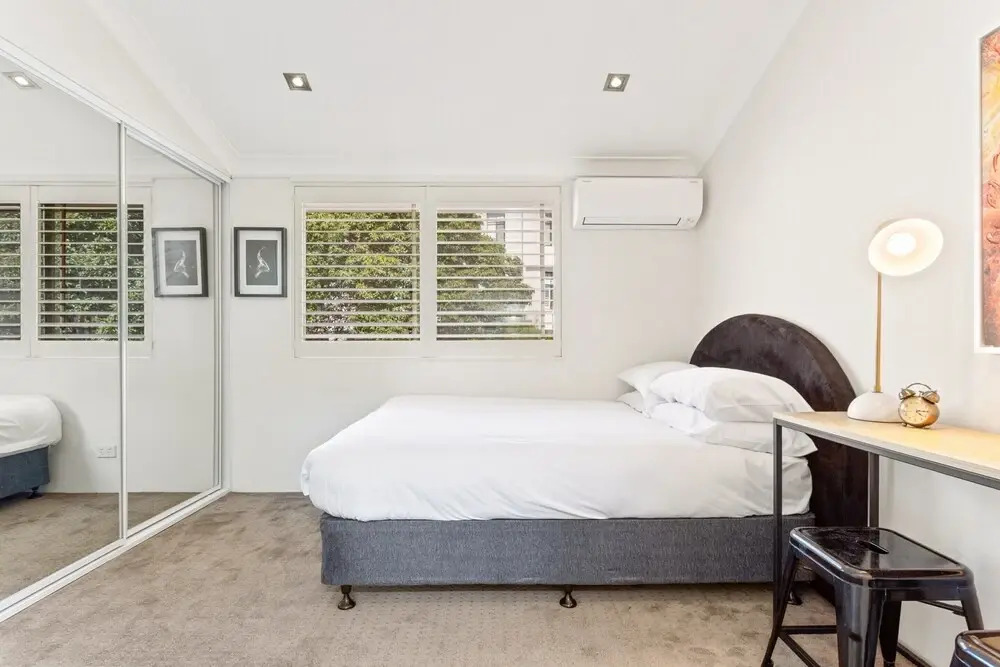 Elegantly Modern 2-bed In The Heart of Chippendale