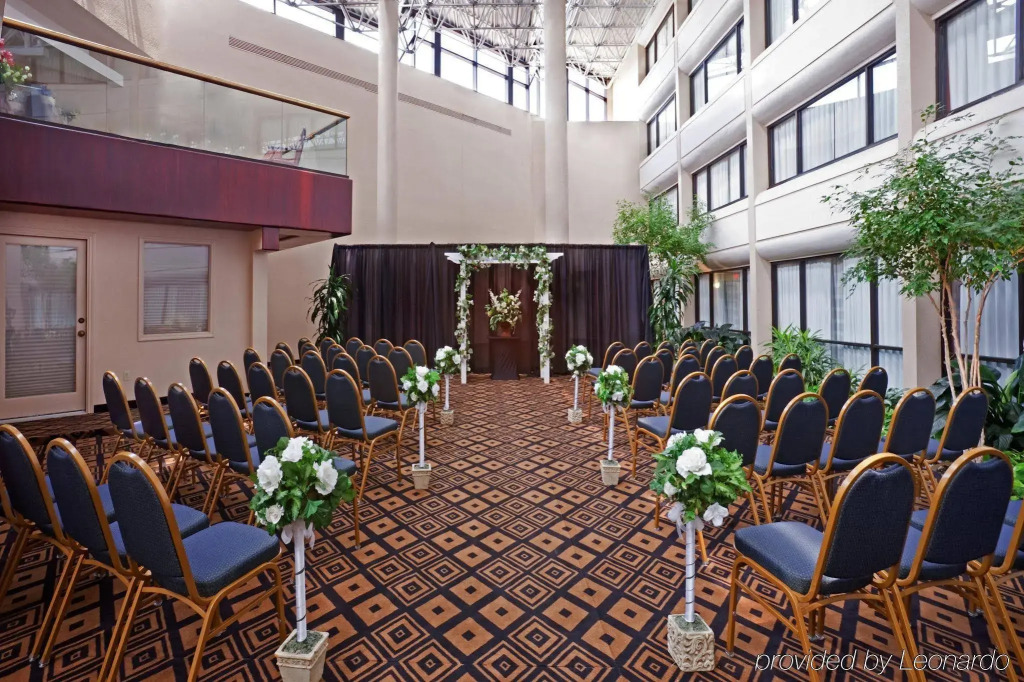 DoubleTree by Hilton Austin Northwest - Arboretum