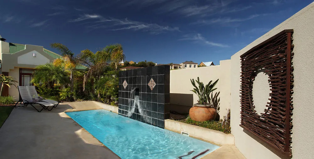 Feathers Boutique Hotel