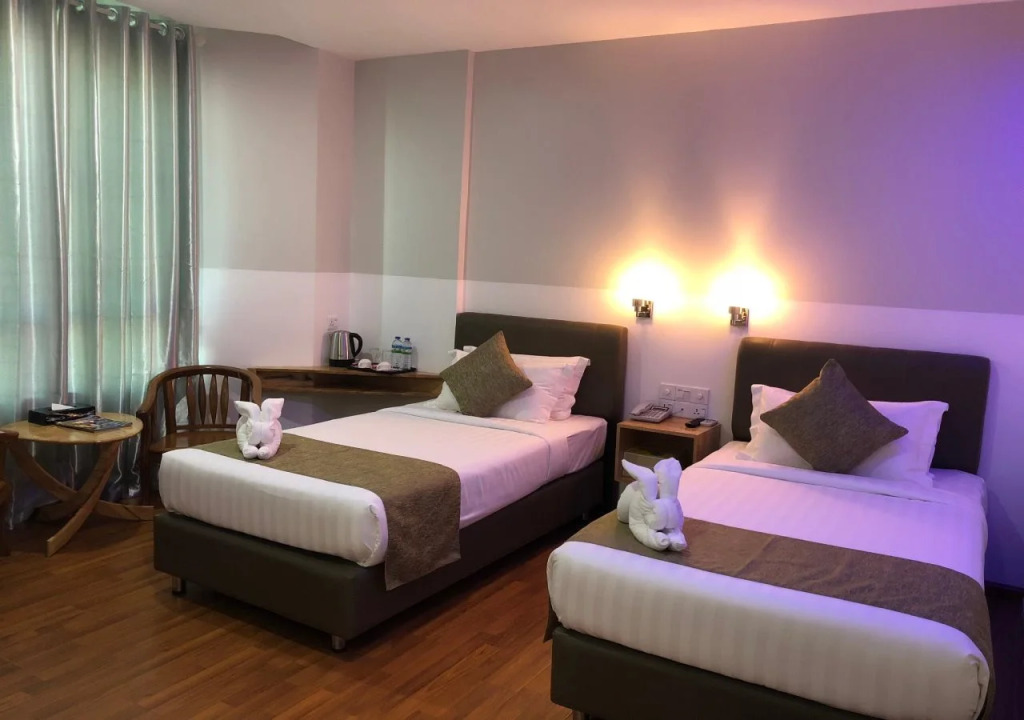 Gold Leaf Hotel