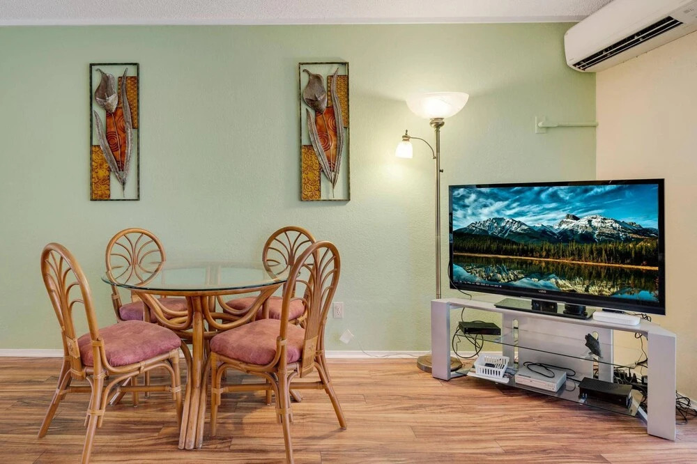 Big Island Kona Reef C-32 by Coldwell Banker Island Vacations