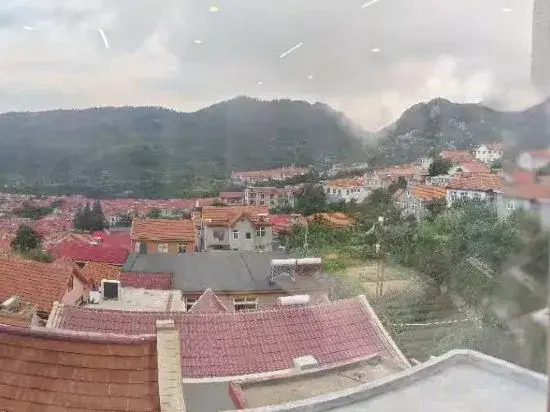 Qingshan Yucun Farm House