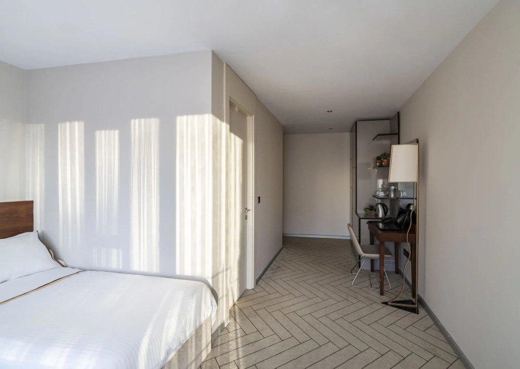 Upsuites Hotel