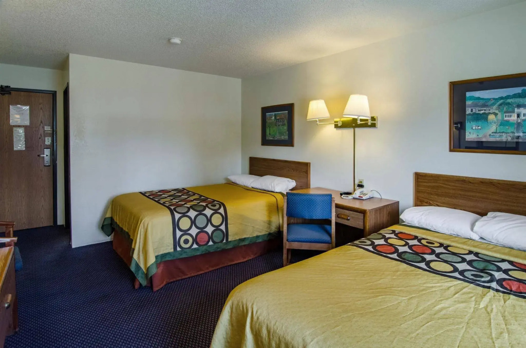 Motel 6-Montoursville, PA - Williamsport