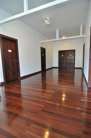 Pier 24 Boutique Guesthouse