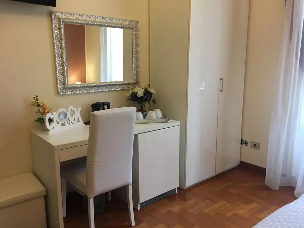 Elizabeth Rooms