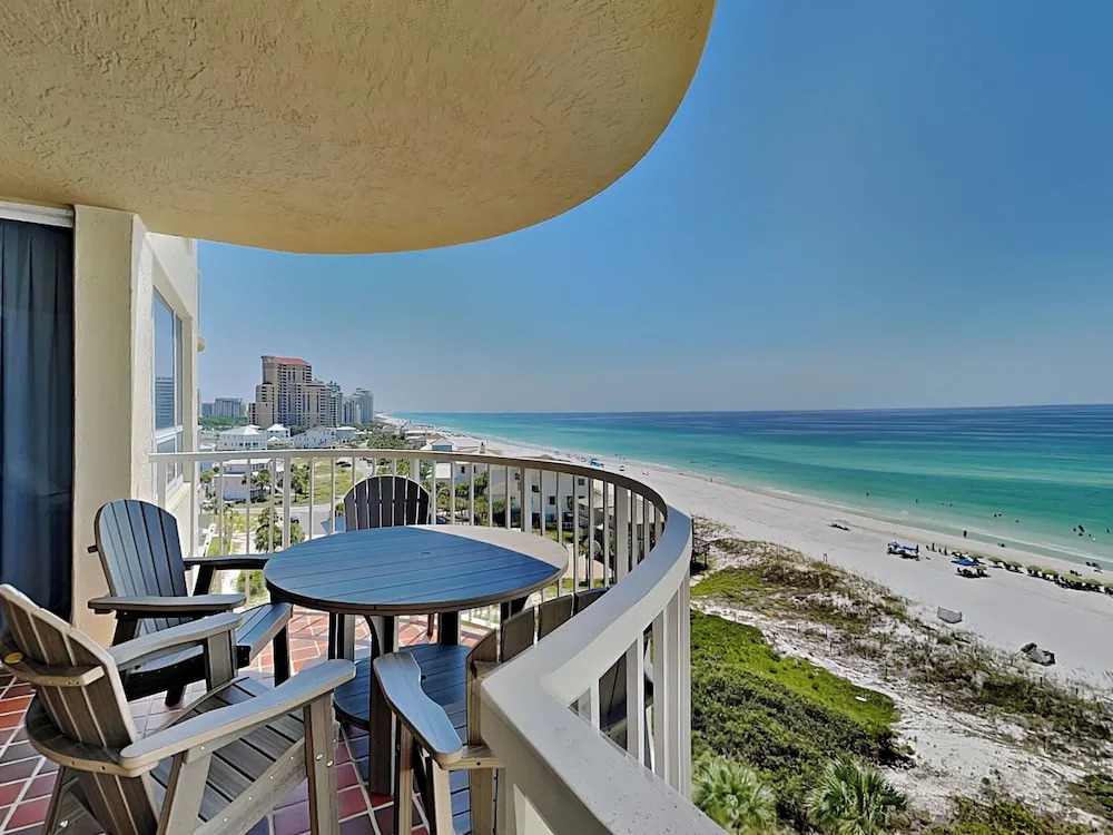 Hidden Dunes Gulfside by Southern Vacation Rentals