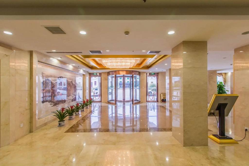 Yuncheng Hotel