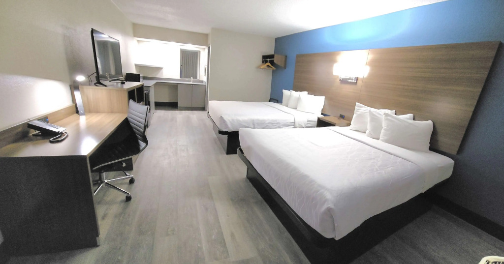 SureStay Studio by Best Western Victoria
