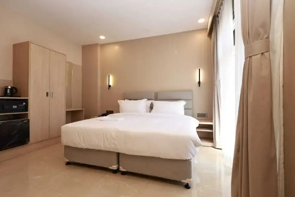SUMMER88 Boutique Hotel Azara
