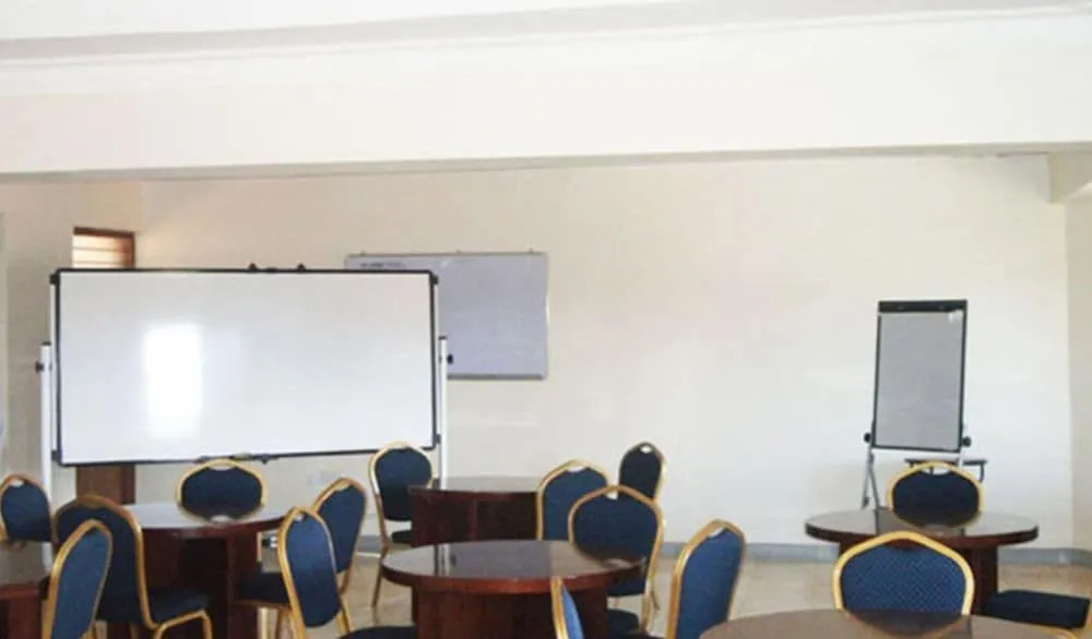 Central Inn Hotel Entebbe