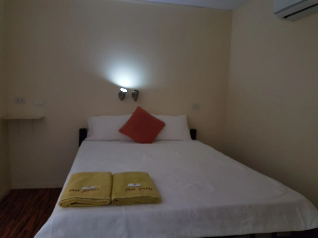Aajam Riverfront Rooms