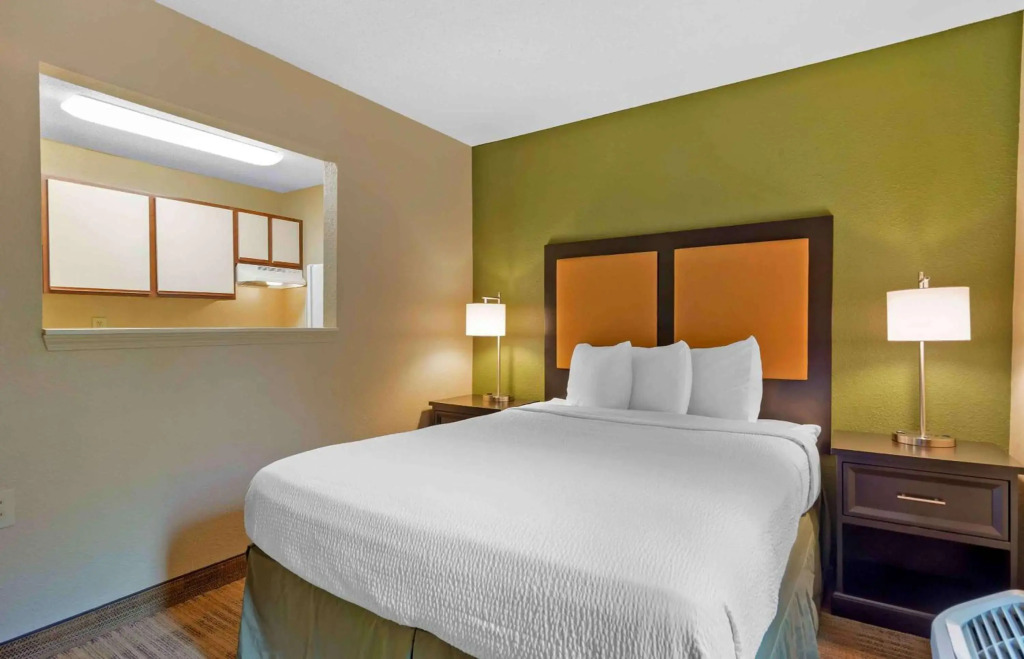 Extended Stay America Select Suites - Atlanta - Kennesaw Chastain Rd
