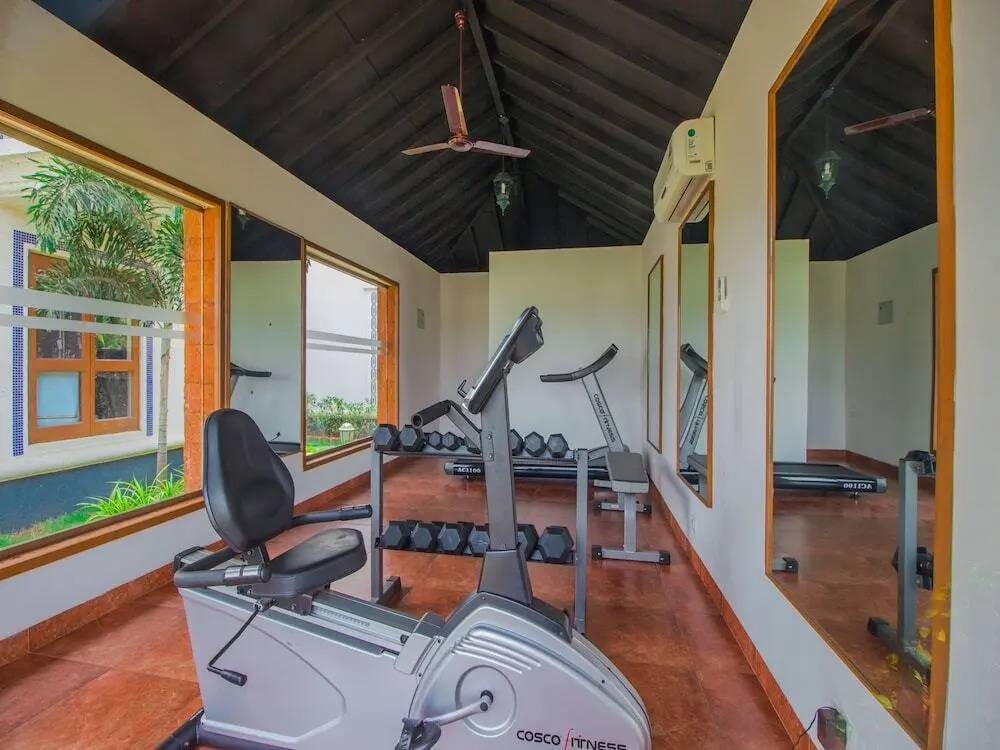 OYO 13634 Home Pool Side 2BHK Siolim