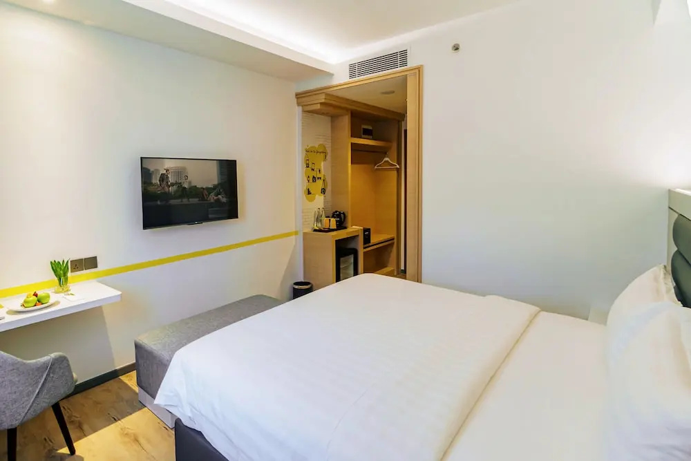 Yello Hotel Harbour Bay