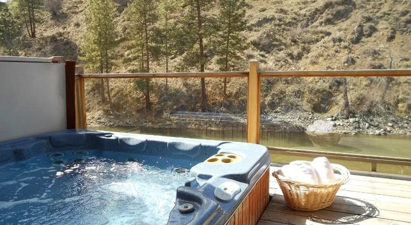 Rivers Edge Resort