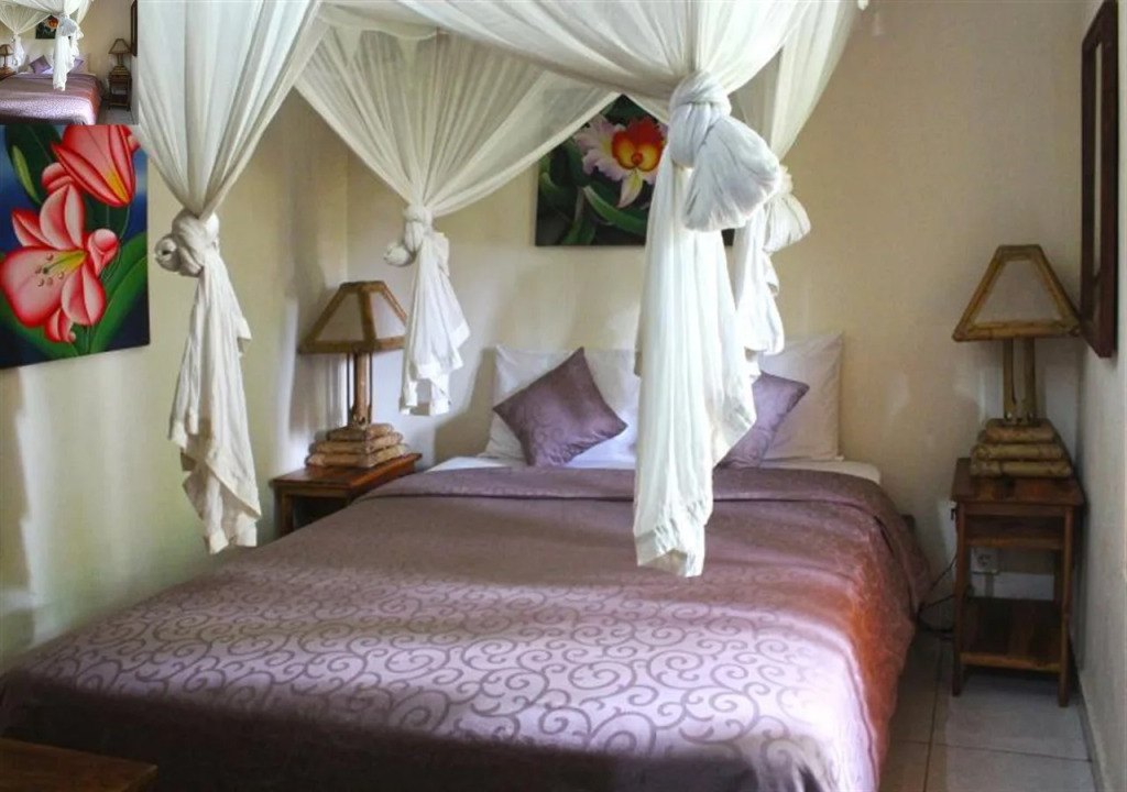 Indah Home Stay