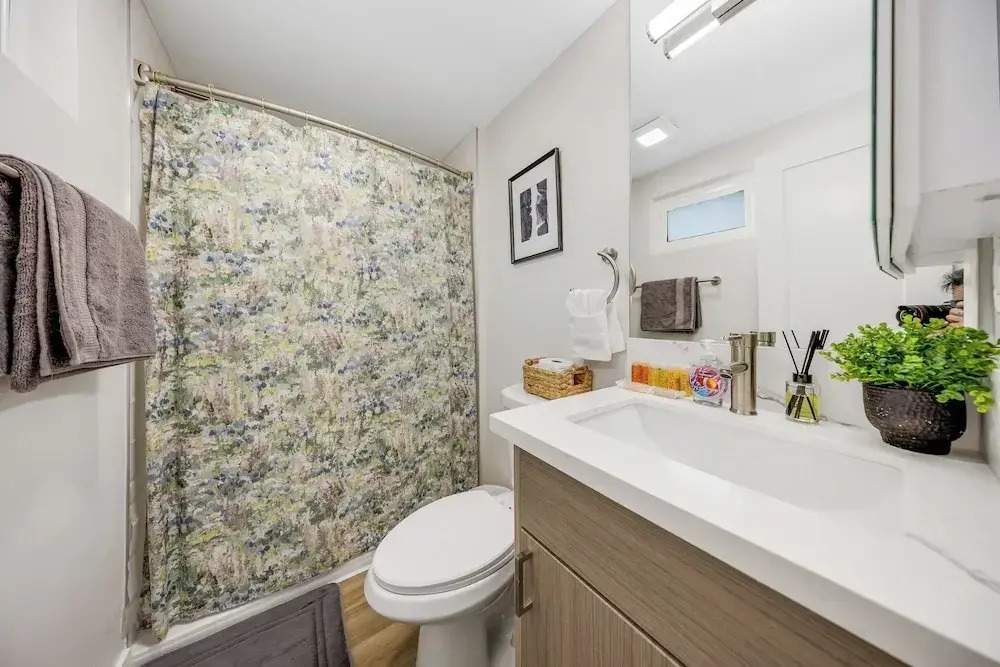 Oneluxstay 3BR Home Near the Beach
