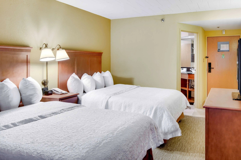 Wingate by Wyndham Cranberry