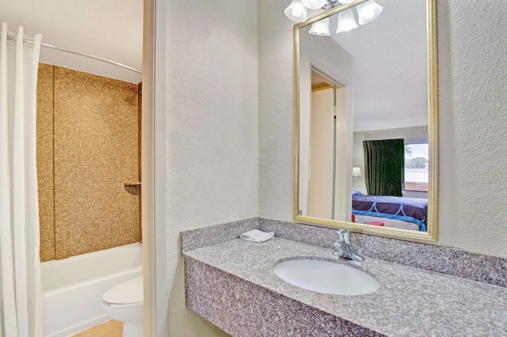 Economy Inn Jax-OP