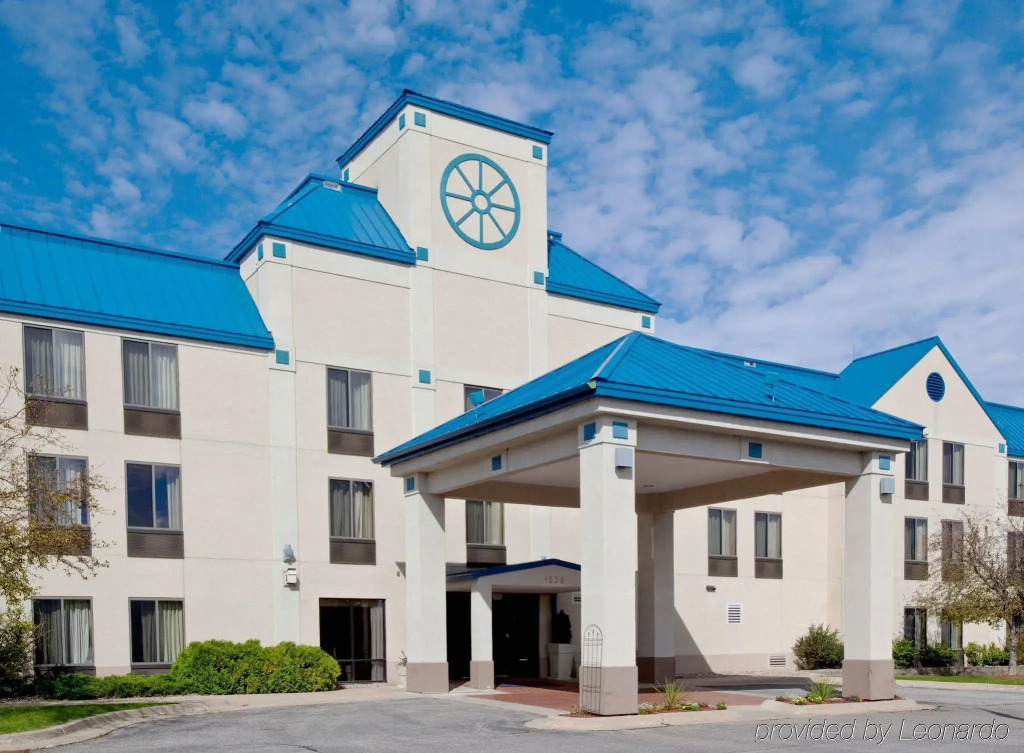 Holiday Inn Express Cedar Rapids - Collins Road by IHG