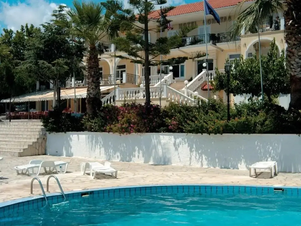 Gonatas Hotel