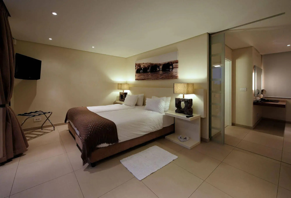 129 on Kloof Nek Apartments