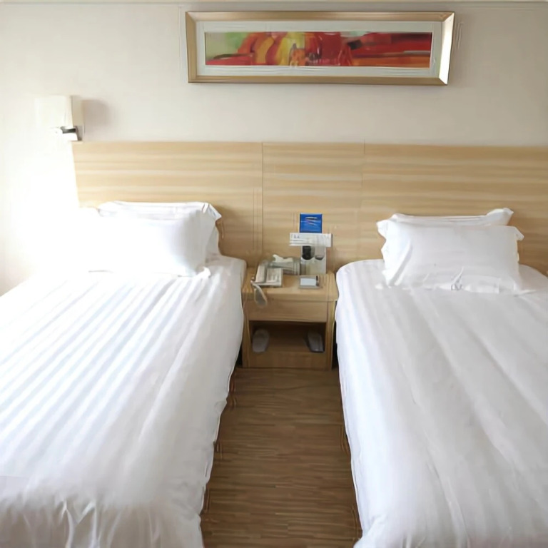 New Coast Hotel