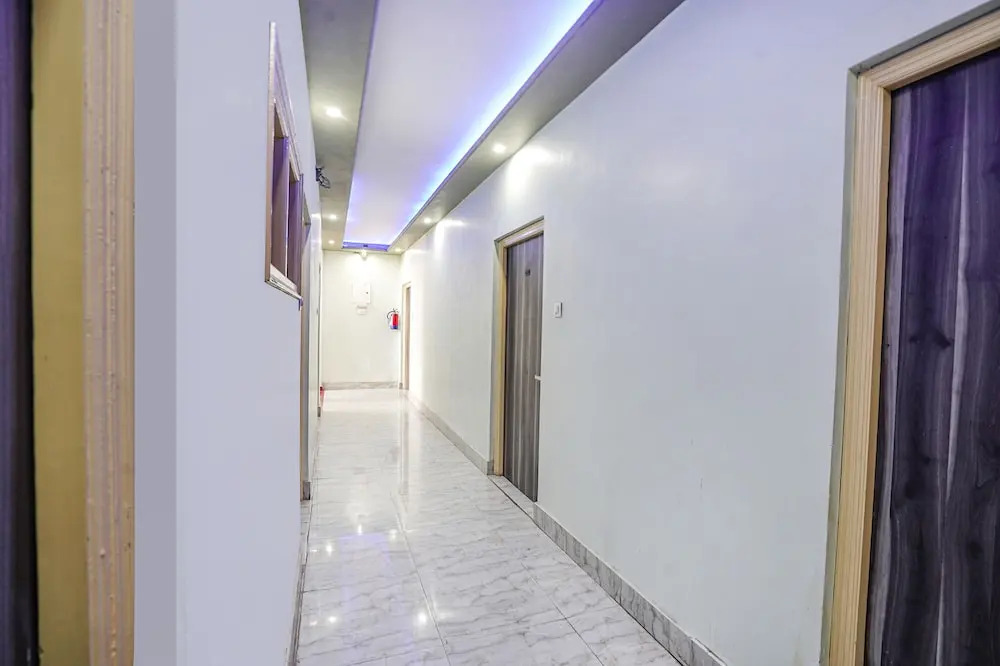 Hotel Deepak Palace