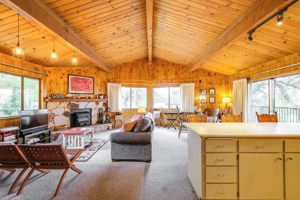 Serene Groveland Cabin Rental Near Yosemite