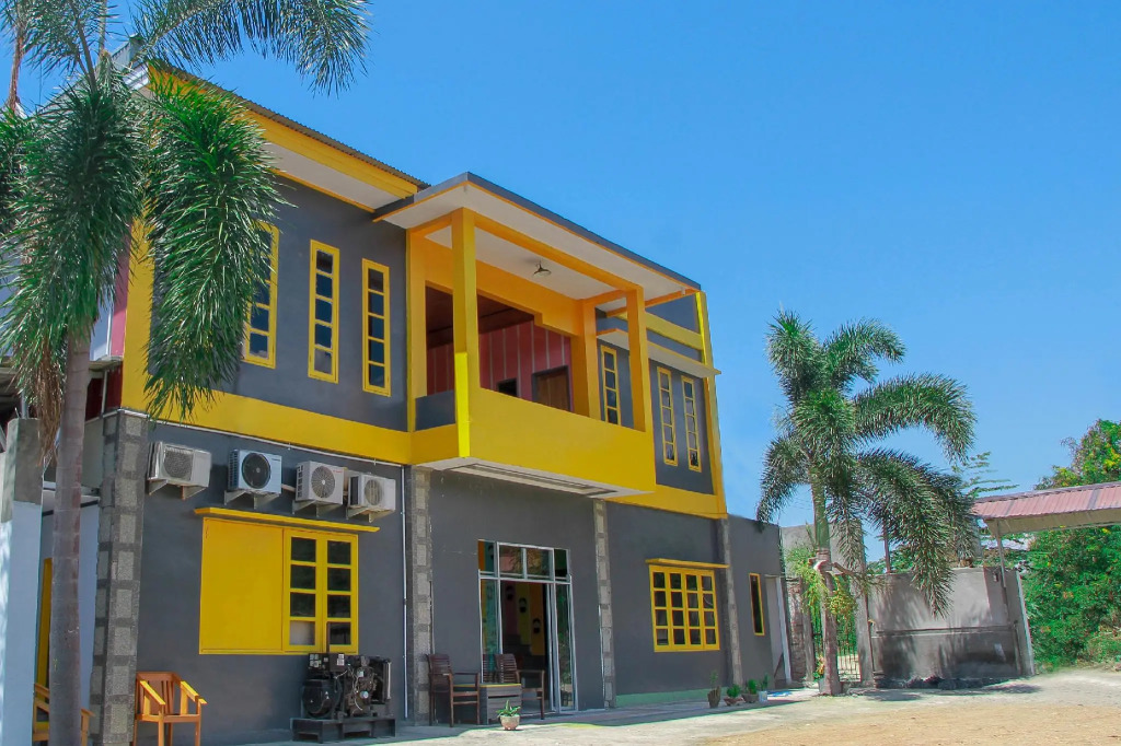 OYO 1278 Wina Beach Hotel
