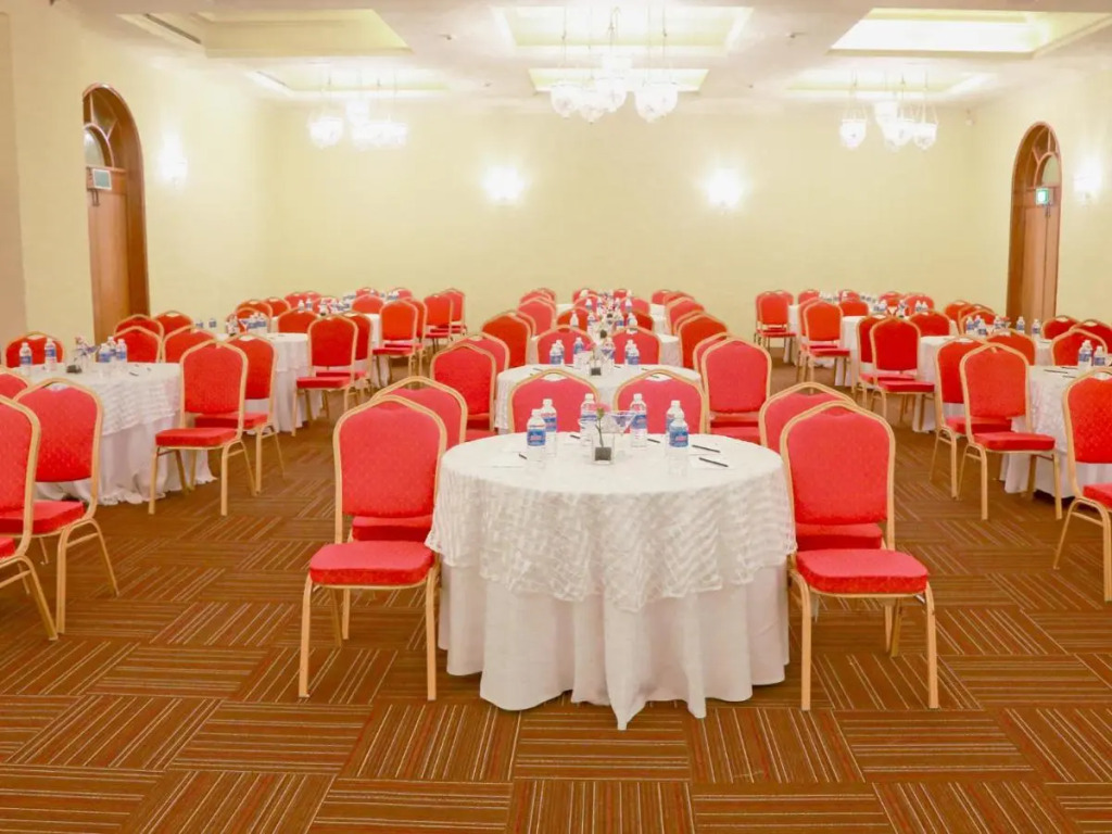 Acron Candolim Regina