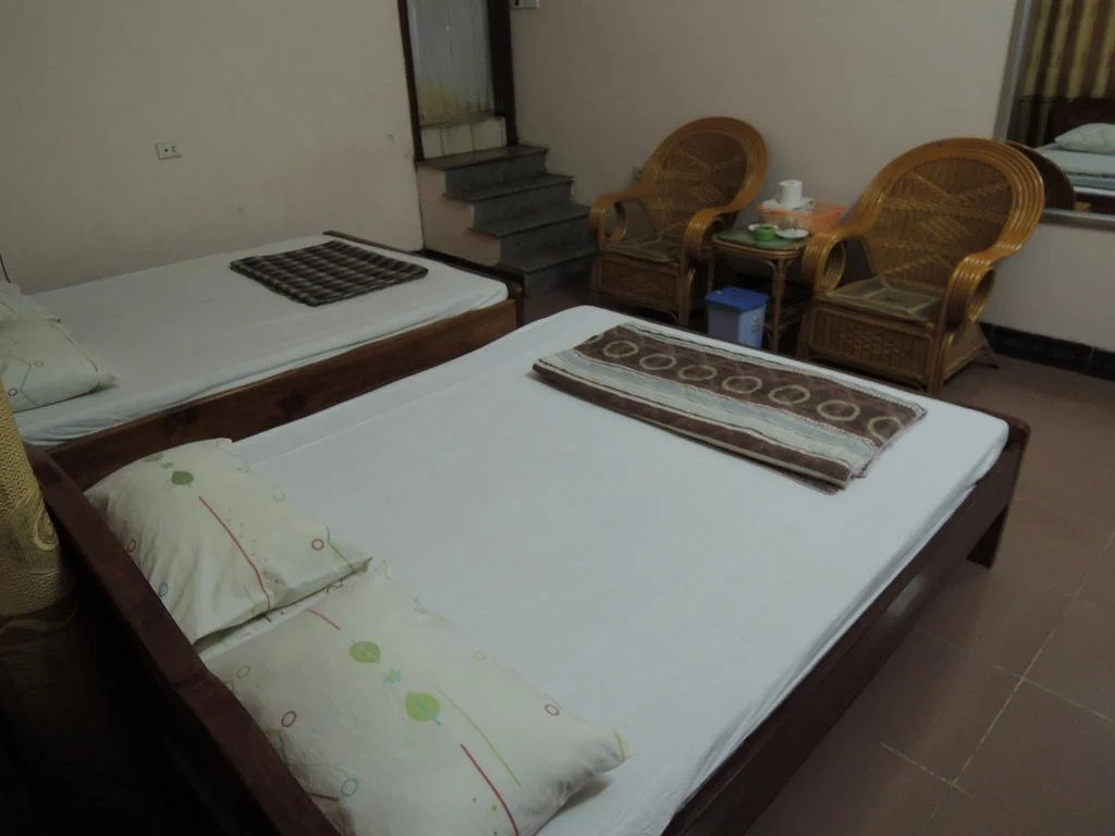 Huong Sen Hotel 1