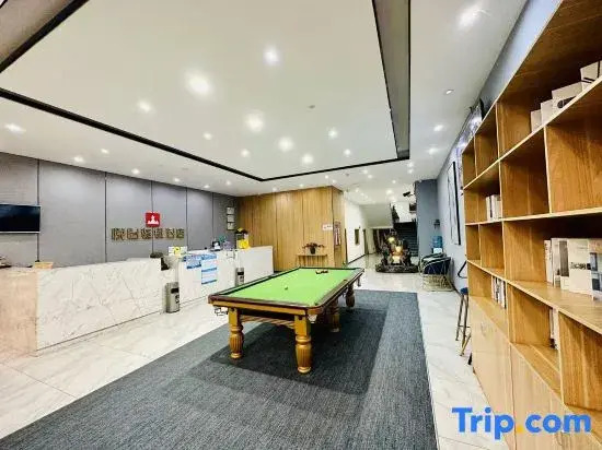 X9 E-sports Hotel (Shanghai Jiading Xinhuang Road Branch)
