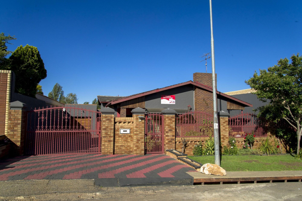 Nthateng Bed and Breakfast Tourism