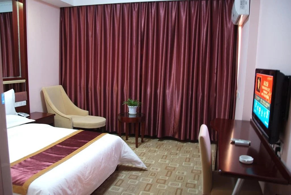 Zhongwei Wanrui Hotel