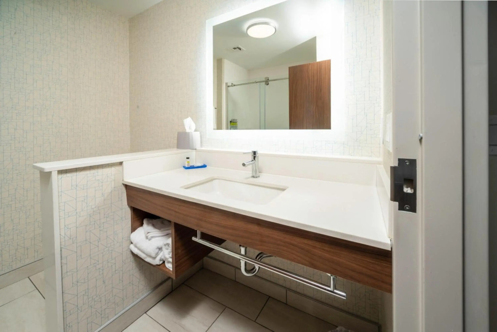 Holiday Inn Express & Suites - Rock Hill by IHG