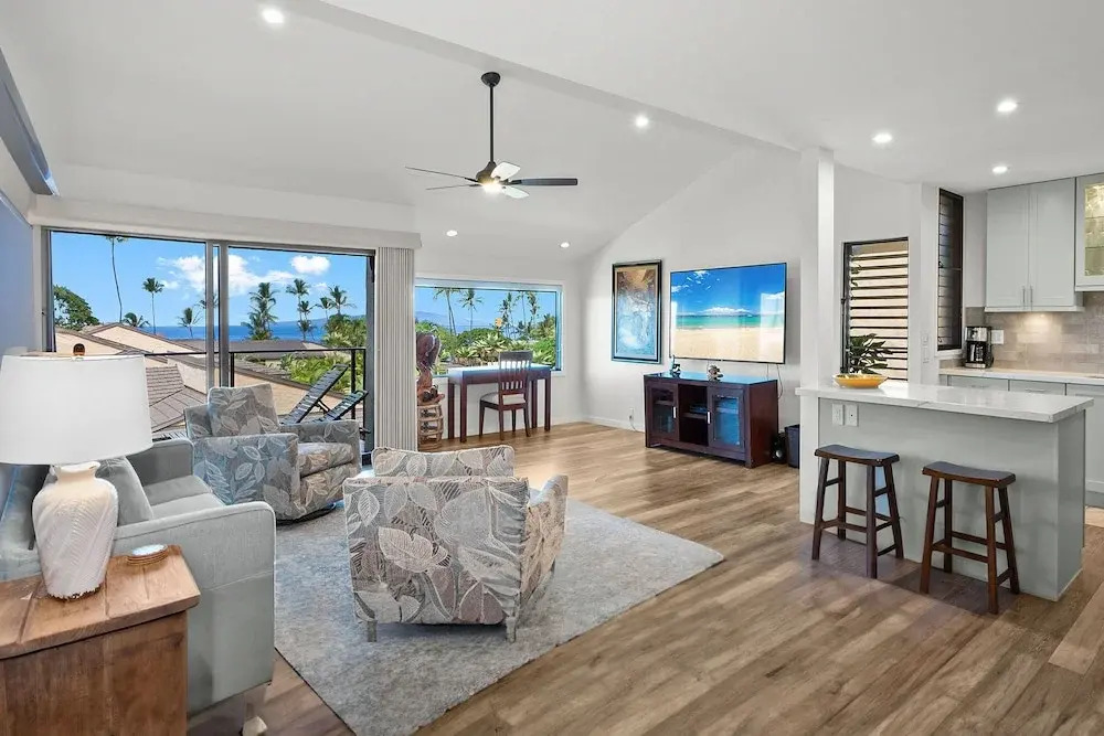 Wailea Elua 702 - Beautifully Renovated, Stunning Ocean Views, Central AC, Wi-fi