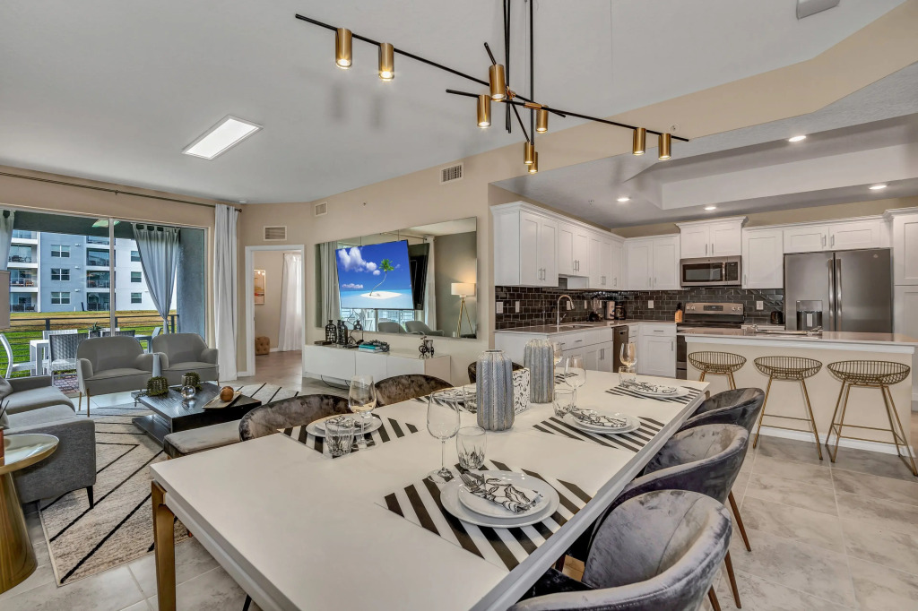 3180PARAUNIT101, Kissimmee, US