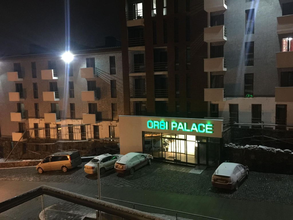 Orbi Palace 427